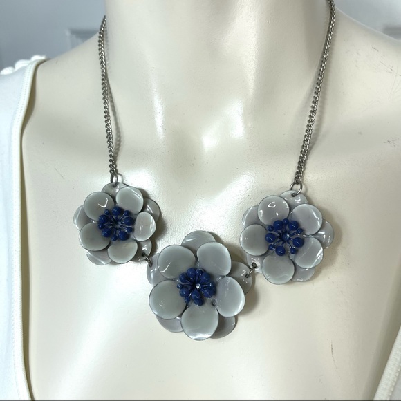 FLORAL ENAMEL NECKLACE silver GREY BLUE retro vintage UNIQUE dressy to casual - Picture 2 of 8